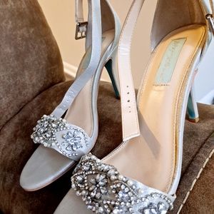 Betsy Johnson Gorgeous Sandals